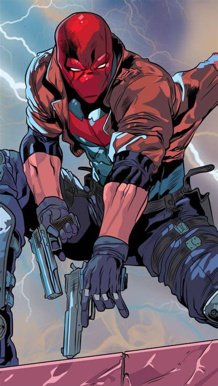 Red Superheroes: Top 25 Heroes Who Are or Wear Red (Ranked) 7 #19 Red Hood - Red Superheroes