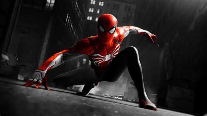 Red Superheroes: Top 25 Heroes Who Are or Wear Red (Ranked) 18 #8 Spider-Man - Red Superheroes