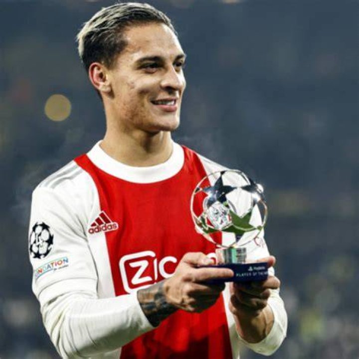 Antony's net worth, salary, contract, house, cars, age, stats, dating history, Ajax, trade rumours