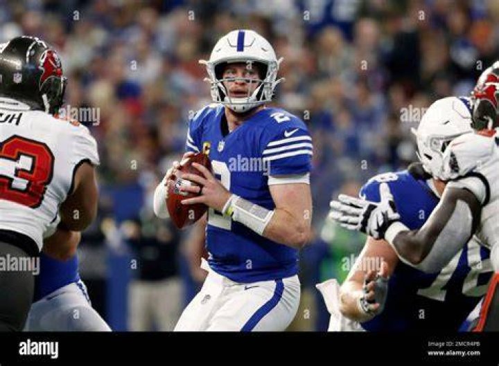 Carso Wentz Colts sidelines