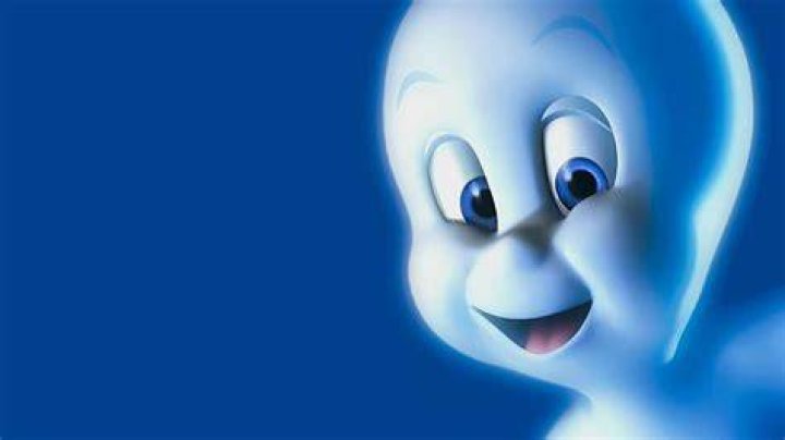 Casper's uncles disappearing into the house in Casper