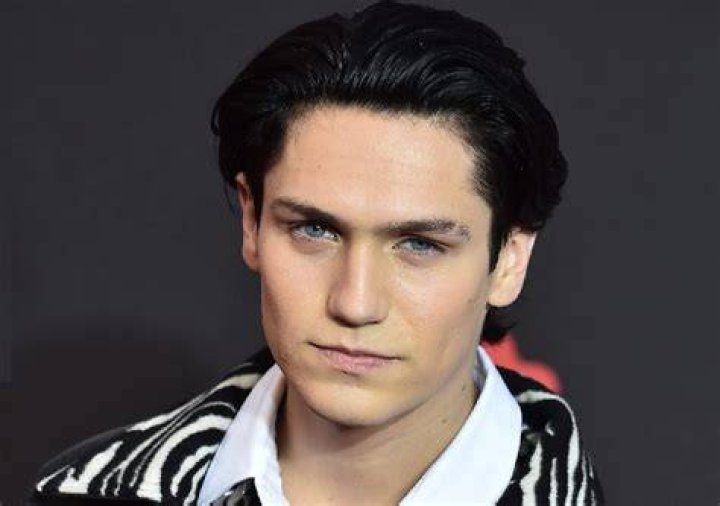 Chase Hudson: Internet Celebrity, Age, Height, Girlfriend, Net Worth !