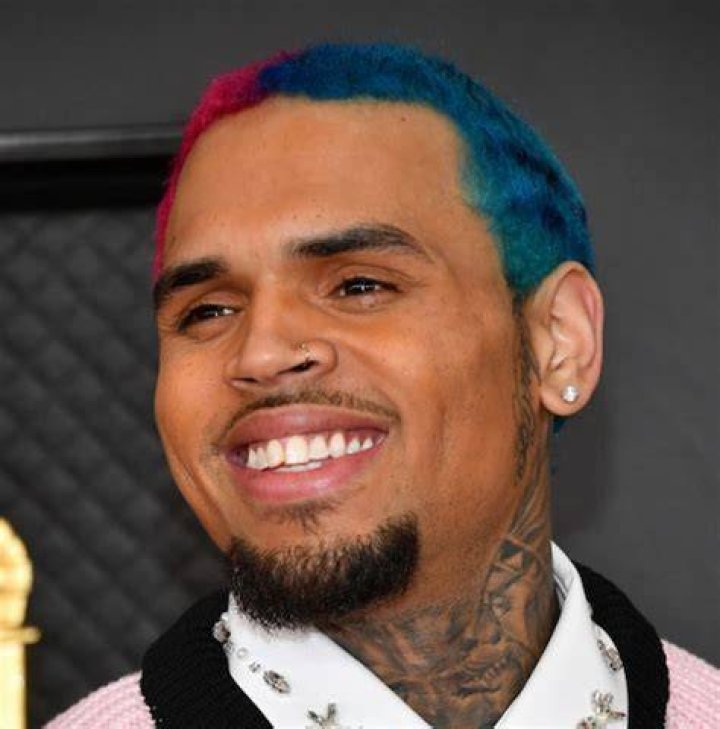 Chris Brown had good "Fortune" on album chart CBS News