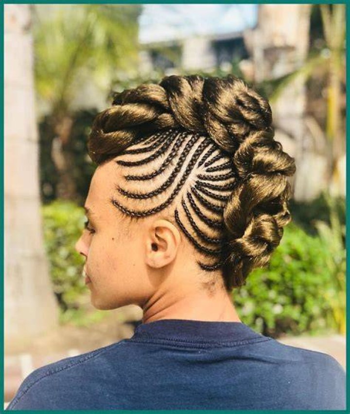 cornrows mohawk Google Search Braided mohawk hairstyles, Goddess