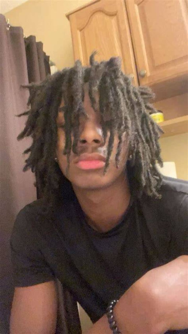 Dread head Cute dreads, Dreads, Dreadlock hairstyles for men
