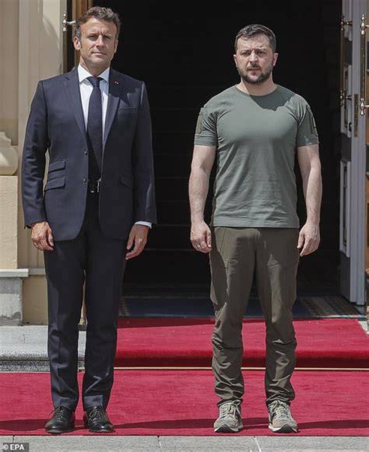 Emmanuel Macron Height And Weight: A Comprehensive Overview