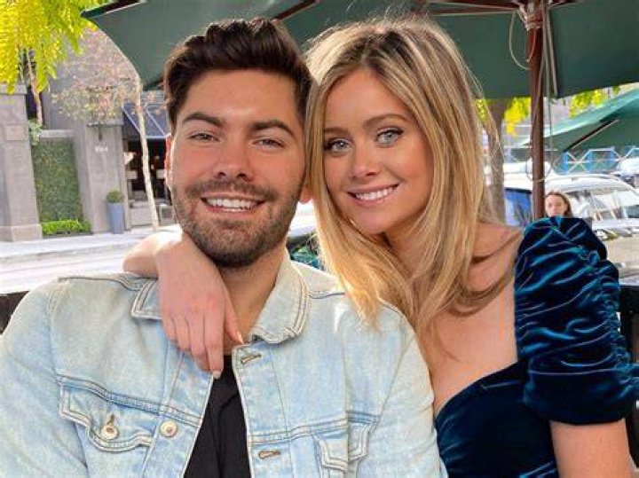 Hannah and Dylan Share Some News at the Bachelor in Paradise Reunion