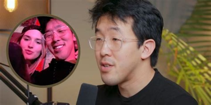Hans Kim Girlfriend Finding Out About A Famous Person's Love Story