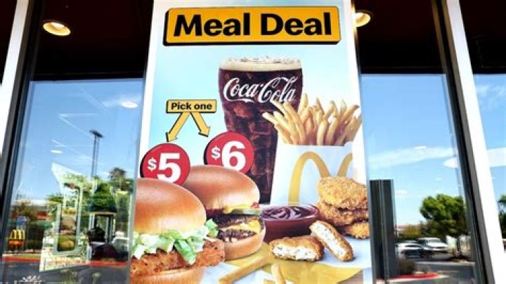 How Much Does The Deal Guy Make On YouTube
