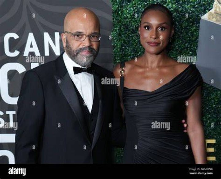 Jeffrey Wright and Issa Rae in American Fiction 1