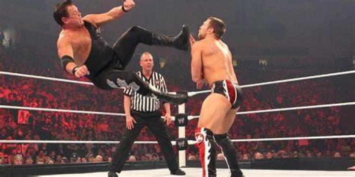 Jerry Lawler v Daniel Bryan Raw April 30, 2012 Cropped
