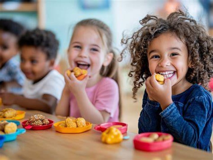 Kids eating their snacks