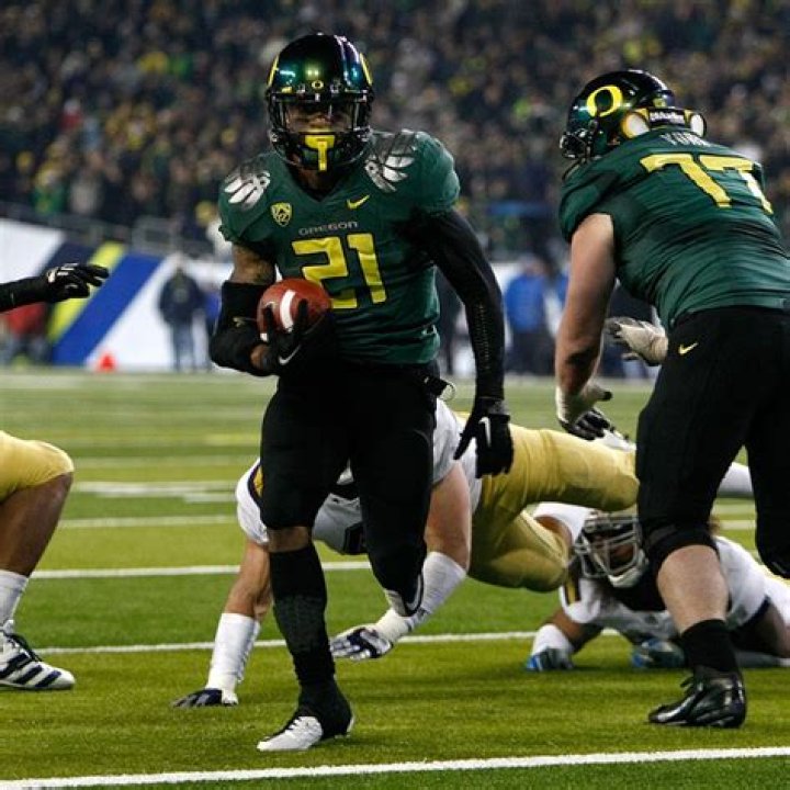 LaMichael James