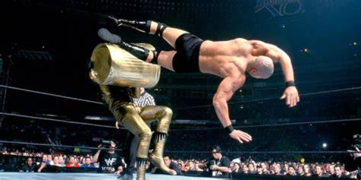 Maven v Goldust