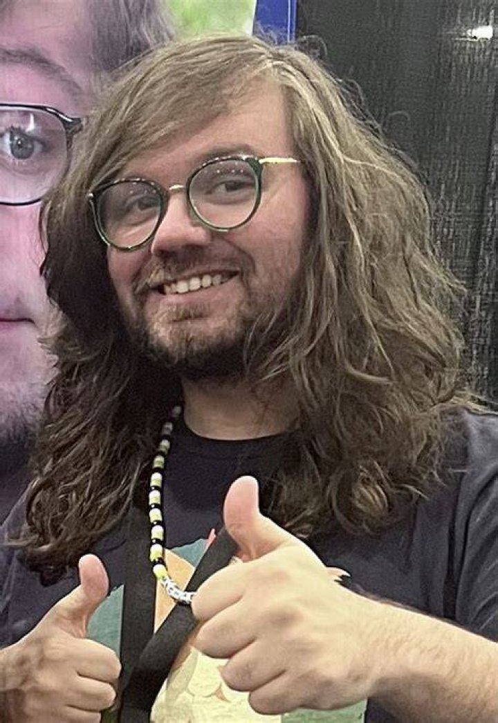 Michael Kovach as Tails (voice) in Sonic Underground (2020-2024)
