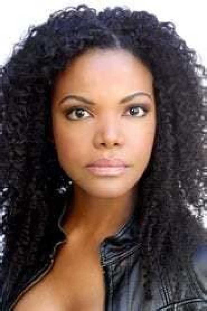 Nadège August Fan Casting
