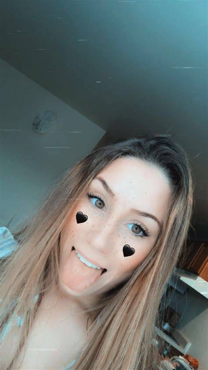 Off Topic Calgary Onlyfans Girls Social Media Girls Forum