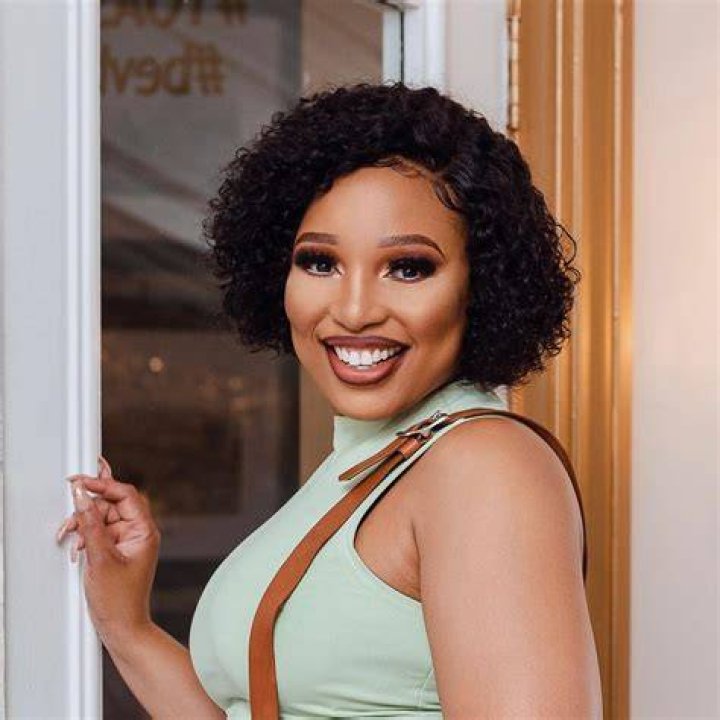 Phindile Gwala's legs Phindile Gwala's legs