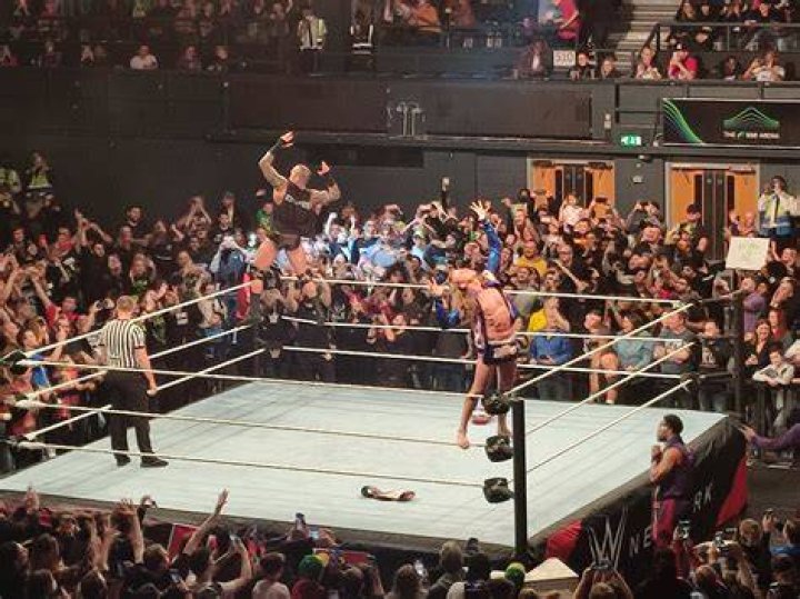 RK-Bro posing in the ring 