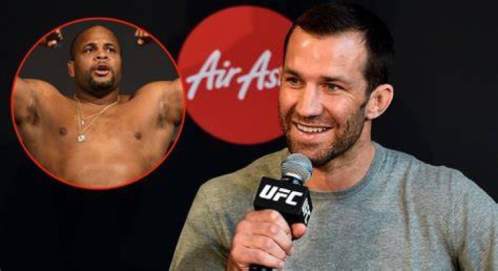 Rockhold Cormier