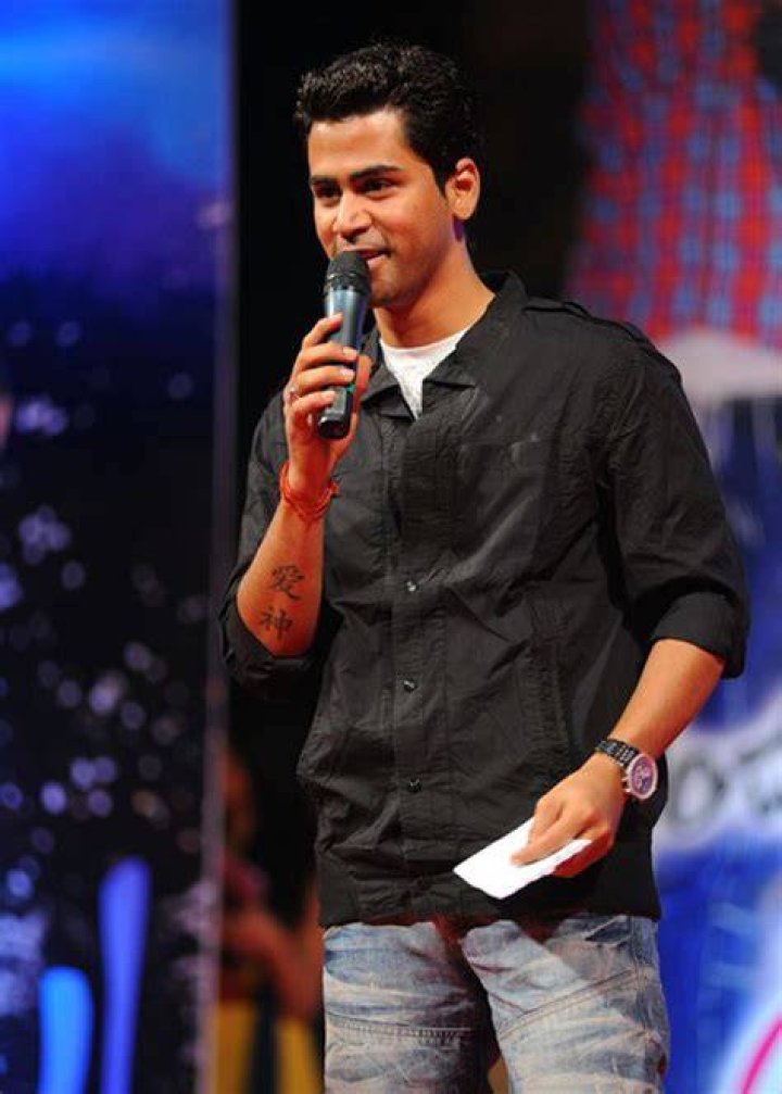 Singer Krish wiki Biography Height Net Worth images LabuWiki