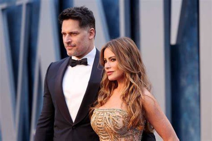 Sofia Vergara with her husband Joe Manganiello on their wedding day. Photo / Instagram 