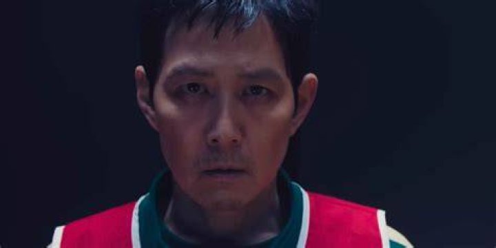 Squid Game Gi-hun final red