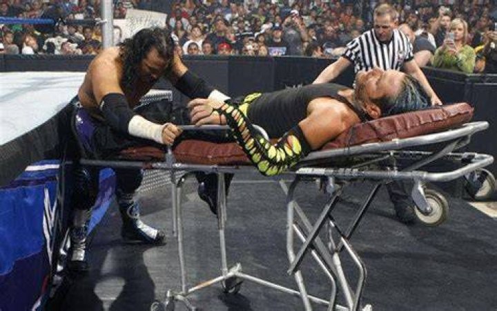 Stretcher match