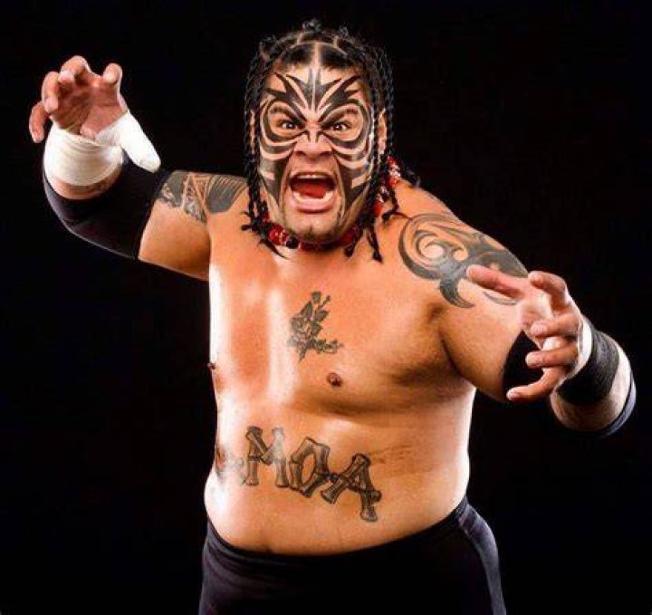 Umaga posing in the ring
