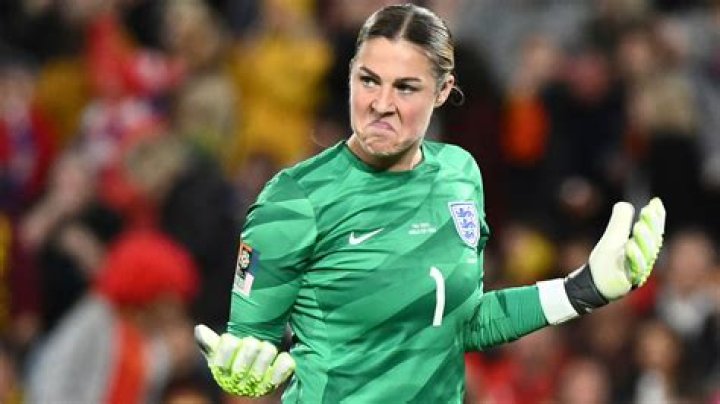 Which England goalkeeper has kept the most clean sheets?