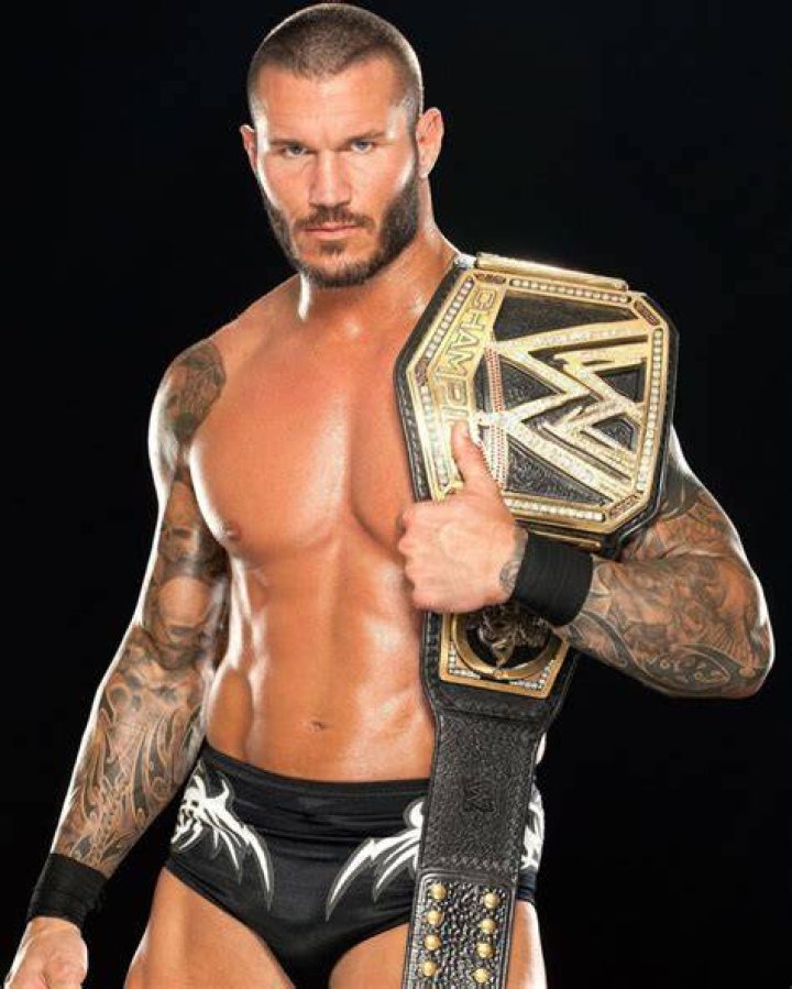 Who is Randy Orton's wife, Kim Marie Kessler? Husband, height, life, family, age